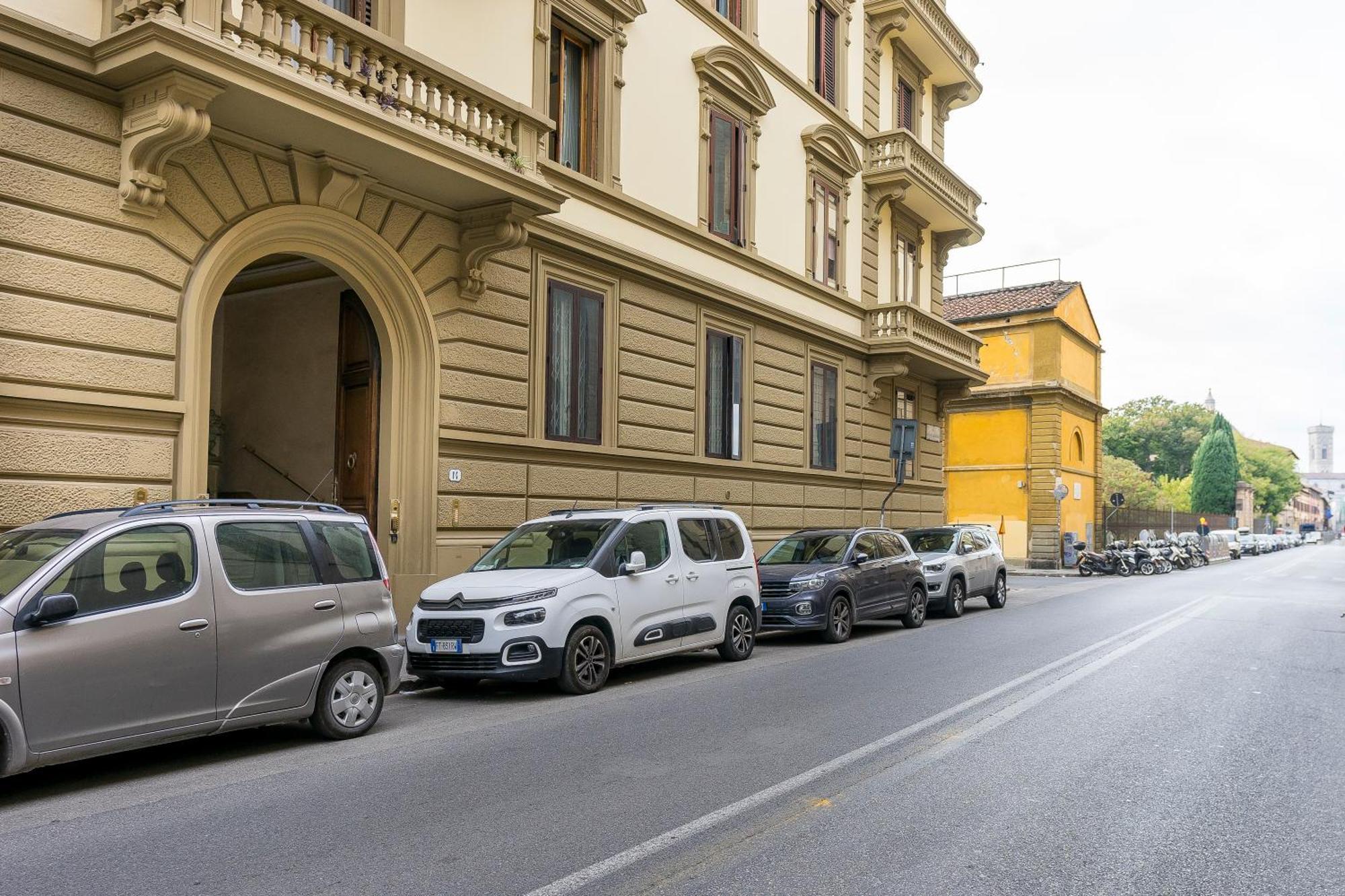 San Marco White Appartamento Luxury Con Garage Su Richiesta Florence Luaran gambar